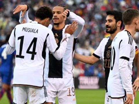 Đức ngược dòng ấn tượng dưới thời Nagelsmann