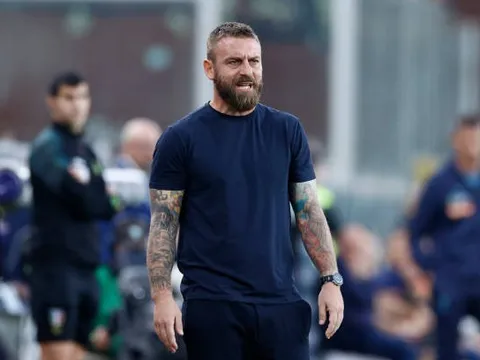 De Rossi đăng ký các tân binh cho Europa League