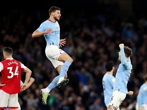 Arteta: "Arsenal sẽ không bỏ cuộc"