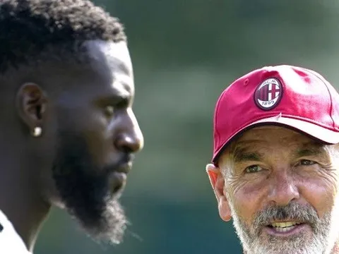 13 phút điên rồ, Milan gặp trái đắng với chữ ký từ Chelsea