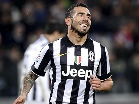 Tevez bất ngờ nhập viện, khâu 10 mũi