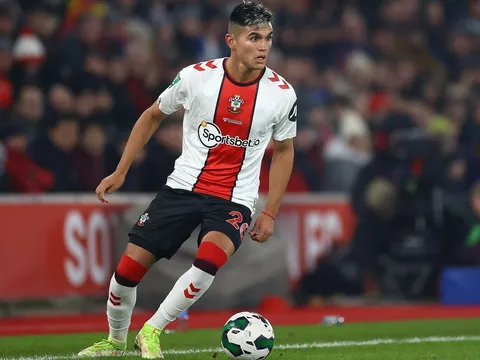 2 đội bóng thành Milan từng vồ hụt tân binh của Juve