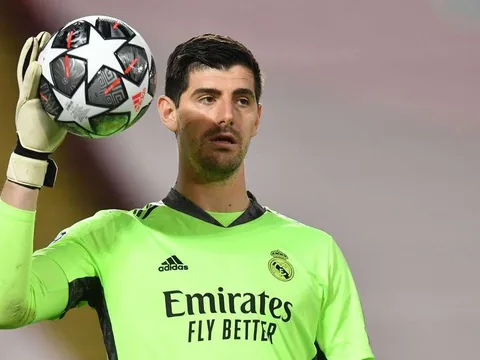 Courtois nêu tên 2 đội không muốn gặp ở tứ kết C1