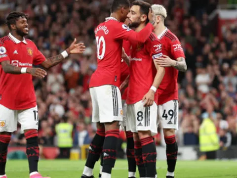 "Một đêm hoàn hảo của Man United"