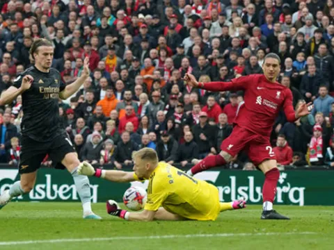 "Ramsdale đã cứu Arsenal một trận thua"