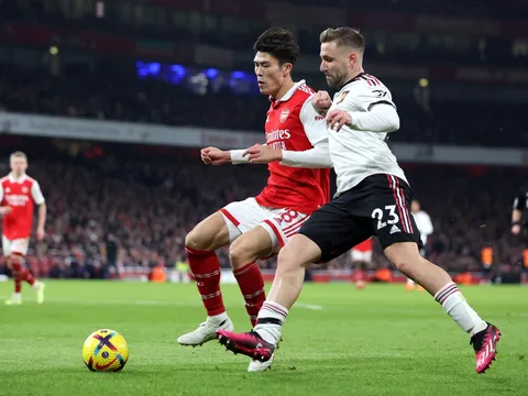 17 lần mất bóng - Phát hiện của M.U bị Arsenal hủy diệt hoàn toàn