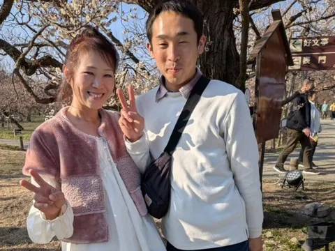 Người phụ nữ 3 lần đò “chốt đơn” trai trẻ kém 34 tuổi, nàng dâu hơn mẹ chồng 9 tuổi, mối quan hệ gây bất ngờ