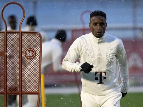 Sao Bayern Munich dính chấn thương ACL, nguy cơ nghỉ hết mùa