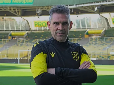 CHÍNH THỨC! Nantes bổ nhiệm HLV trưởng Jocelyn Gourvennec