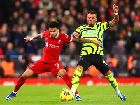 Arsenal cần một cú hích để quay trở lại