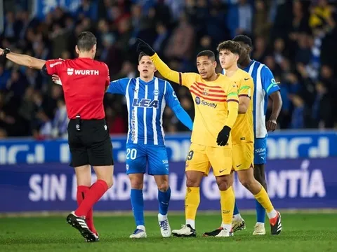 Sao trẻ Barca “vùng vằng” vì bị cấm thi đấu