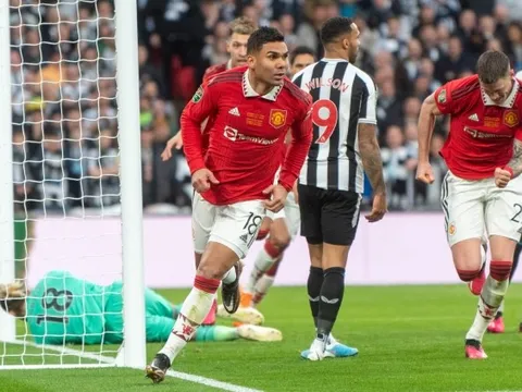 Đội hình Man Utd đấu Brentford: Rõ Casemiro; 5 cái tên OUT