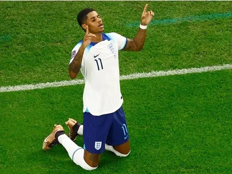 Từ người hùng, thủ môn PSG trở thành tội đồ