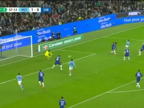 Marseille thoát án phạt sau vụ tấn công đẫm máu của cổ động viên