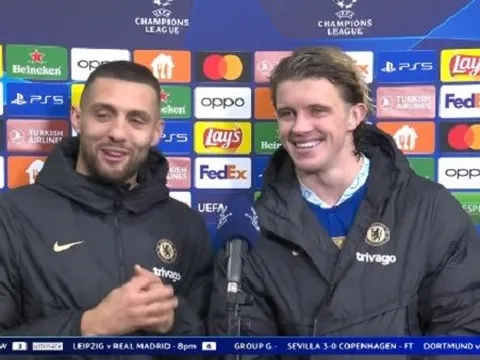 Đồng đội há hốc mồm với Kovacic