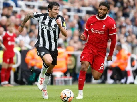 Cứu tinh Joe Gomez!