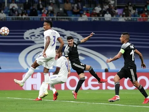 Thảm họa tiếp tục ập đến với Juventus