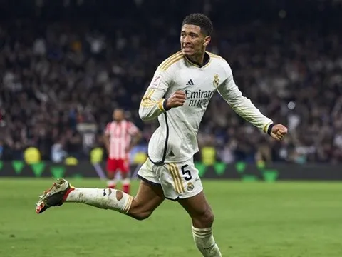 Jude Bellingham gửi thông điệp đẳng cấp cho Toni Kroos