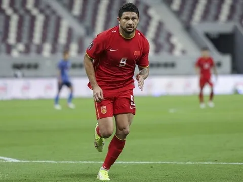 Quyết định rời M.U, thủ môn dính chấn thương nghỉ hết mùa