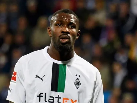 2 gã khổng lồ Serie A ngăn Liverpool ký món hời chuyển nhượng