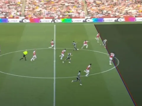 2 khoảnh khắc gây thót tim ở trận Arsenal - Man Utd