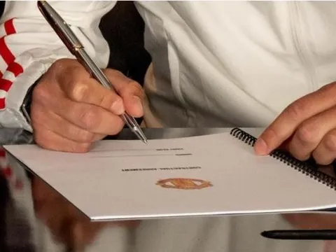 2 mục tiêu đắt giá Man United phải mua cho bằng được