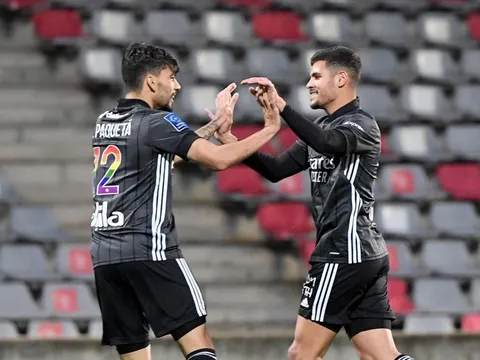 2 trụ cột muốn Newcastle chiêu mộ đồng hương