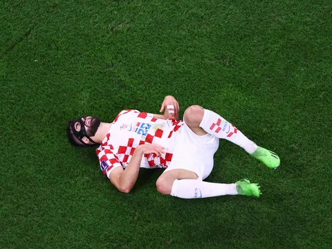 Croatia mất oan quả penalty?