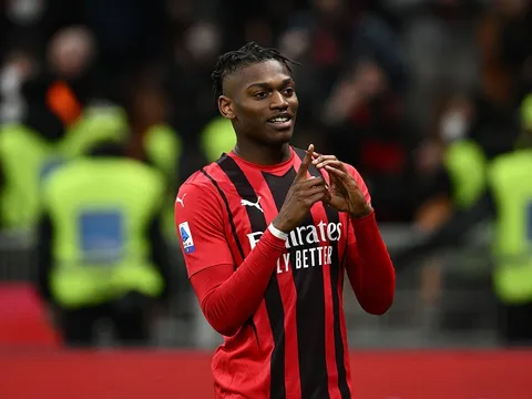 Học trò thi nhau đá hỏng 11m, Pioli có ngay kế hoạch mới