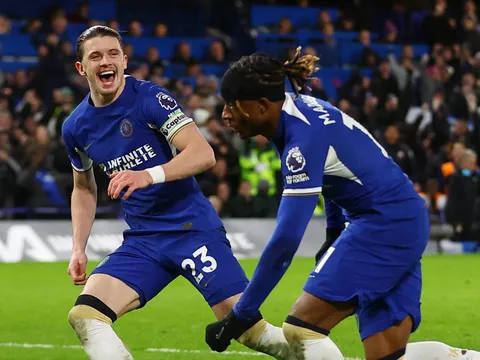 Juventus được khuyên mua sao chạy cánh của Chelsea