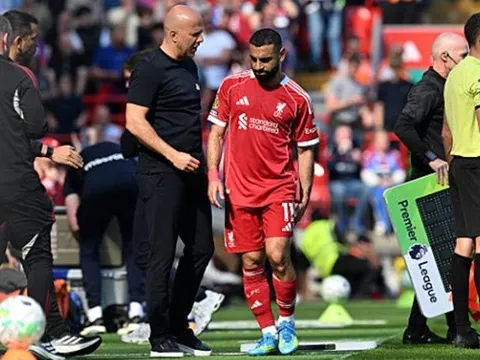 Lo ngại Mohamed Salah chơi trận cuối cùng cho Liverpool
