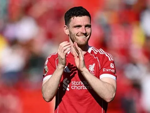 Robertson bất bình vì Liverpool nhận bàn thua khi thủ môn nằm sân