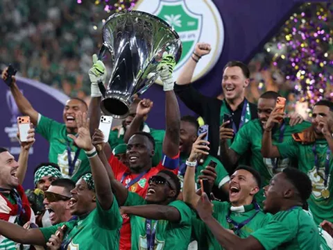 Thắng Machida với 10 người, Al Ahli bảo vệ ngôi vương châu Á