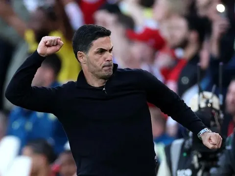 Mikel Arteta bị mỉa mai vì ăn mừng quá khích