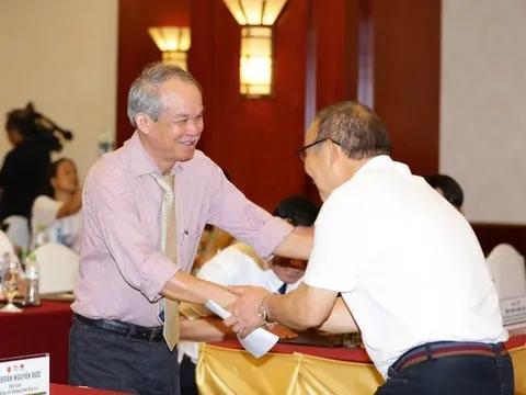 Bầu Đức: "Làm bóng đá như tôi, xem giải trẻ thích hơn giải lớn"