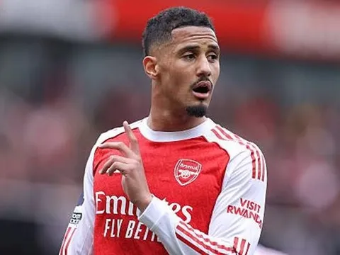 Tin đồn chuyển nhượng tối 26/4: PSG chi đậm mua Saliba; MU săn Anthony Gordon