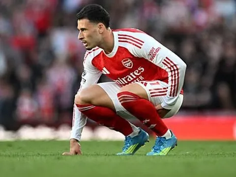 Gabriel Martinelli dính chấn thương gân kheo sau trận Newcastle