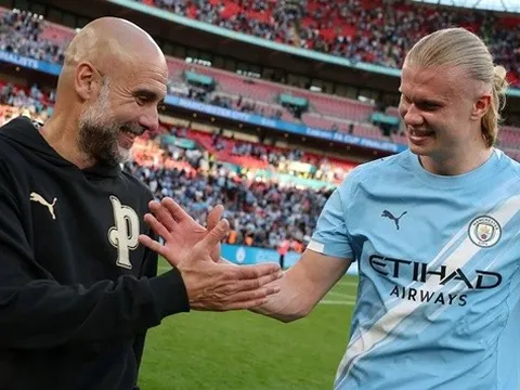 Man City từ mùa giải trắng tay đến tham vọng ăn ba lịch sử