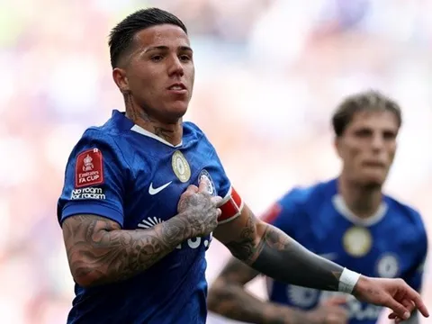 Enzo Fernandez chứng minh đẳng cấp giúp Chelsea hồi sinh