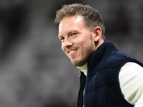 4 ứng viên còn lại cho chiếc ghế nóng của Liverpool