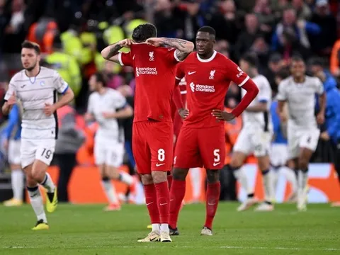 Tình thế đổi chiều quá chóng mặt với Liverpool