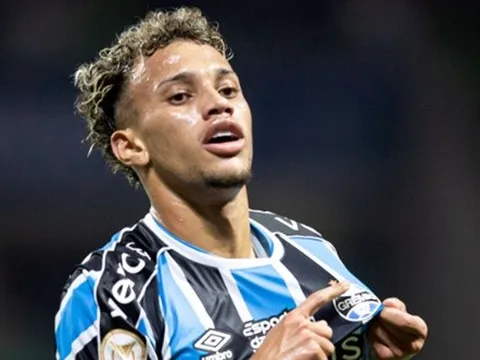 Arsenal nhắm vũ công Samba, chia lửa cho Saka