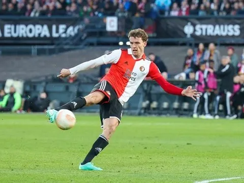 Cú hích 37 triệu bảng có thể giúp Liverpool thay thế Fabinho