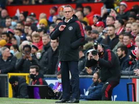 "Rangnick sẽ thoái vị vào cuối mùa"