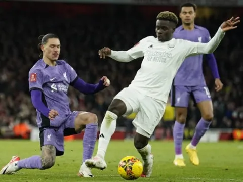 Bắn đâu trượt đó, có một Arsenal như thế