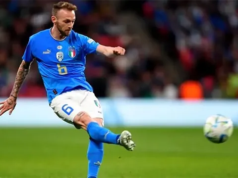 Lazzari: "Lazio ở đây để giành lấy ngôi đầu bảng"