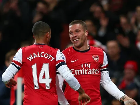 7 cựu Pháo thủ ít ai nghĩ vẫn còn thi đấu