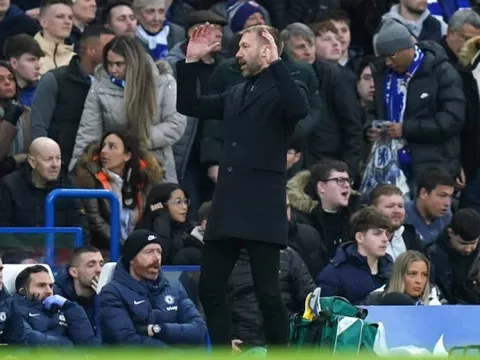Cổ động viên Chelsea thất vọng với chỉ đạo của Graham Potter