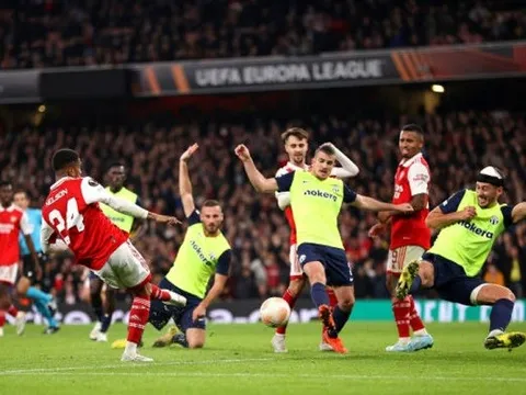 PSG nhận hung tin sau trận đại thắng Marseille