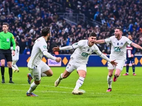 Phơi áo tại Vélodrome, PSG chia tay Cúp QG Pháp ngay vòng 16 đội